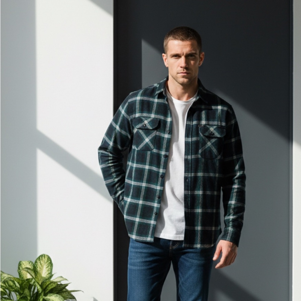 Eddie Bauer Durable Plaid Mens Flannel Long Sleeve Button Front Shirt L